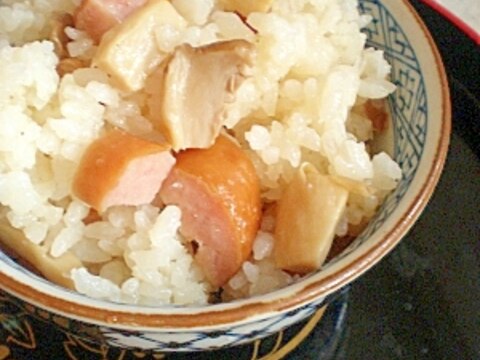 炊飯器で♪大人気エリンギウインナー飯